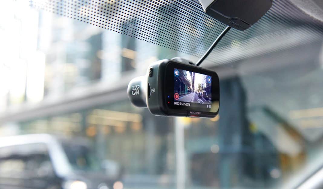 Nextbase 322GW Dash Cam - Image 2