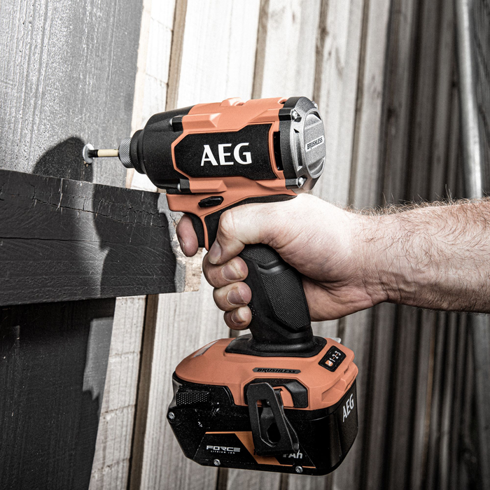 AEG 18V 4.0Ah 2-Piece Brushless FORCE Combo Kit - Image 2